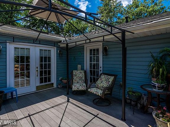 4th image of 8268 Ahearn Dr