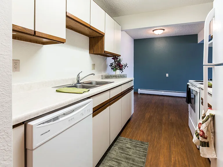 Sunview — Photo 15