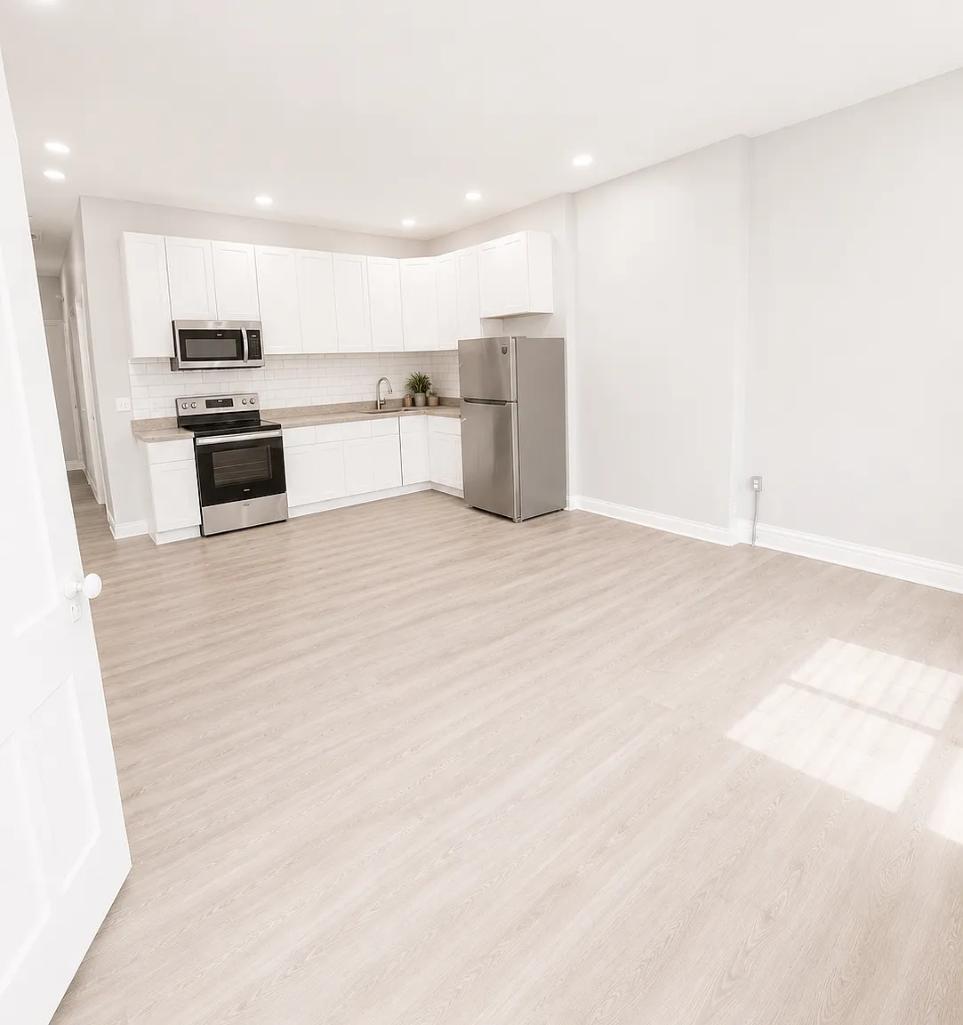 3 bed, $1,800 — Photo 2