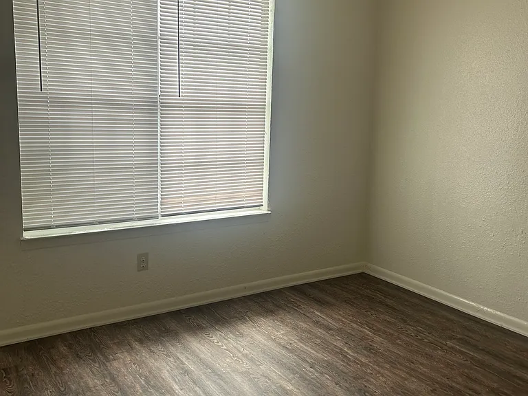 108 Concrete Cir #14 — Photo 5