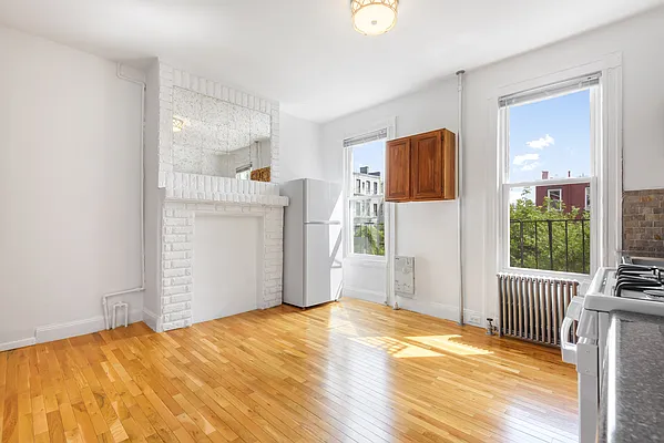 Rented by Corcoran | media 14