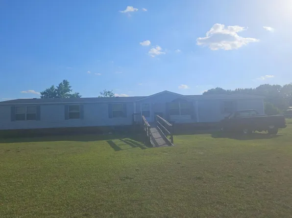 904 Stanley Chapel Church Rd, Mount Olive, NC 28365