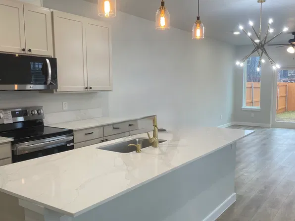 2403 Jeffries St, Dallas, TX 75215