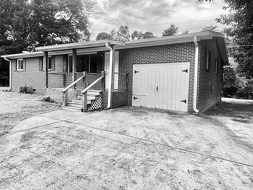 1008 Crest Dr Photo 1 1008 Crest Dr Photo 1
