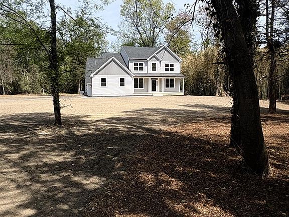 4th image of 141 Taylor Rd