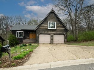 446 Oak Hill Dr, Lake Saint Louis, MO