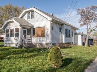 6112 N 114th St, Milwaukee, WI 53225