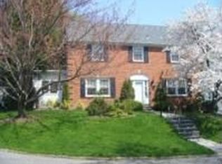 16 Chester Pl, Bronxville, NY 10708