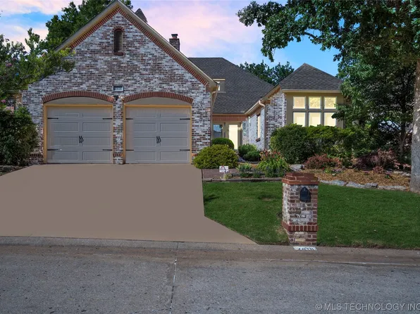 2818 E 83rd St, Tulsa, OK 74137