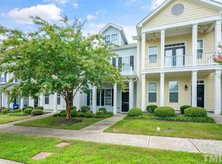 1054 Perdue Dr, Chapel Hill, NC 27517
