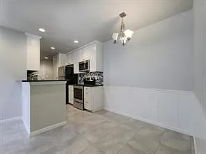 9802 Hundred Oaks Cir #A — Photo 7