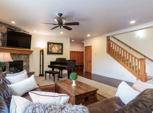 402 S Hawaii St, Kennewick, WA 99336
