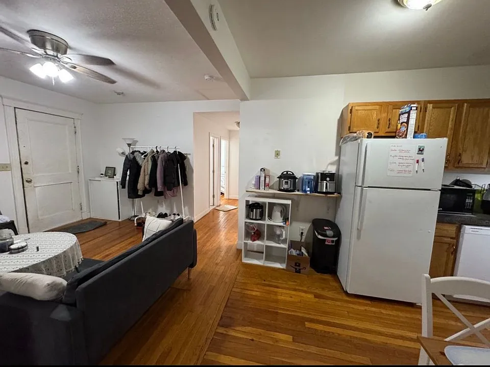 23 Egremont Rd #2A