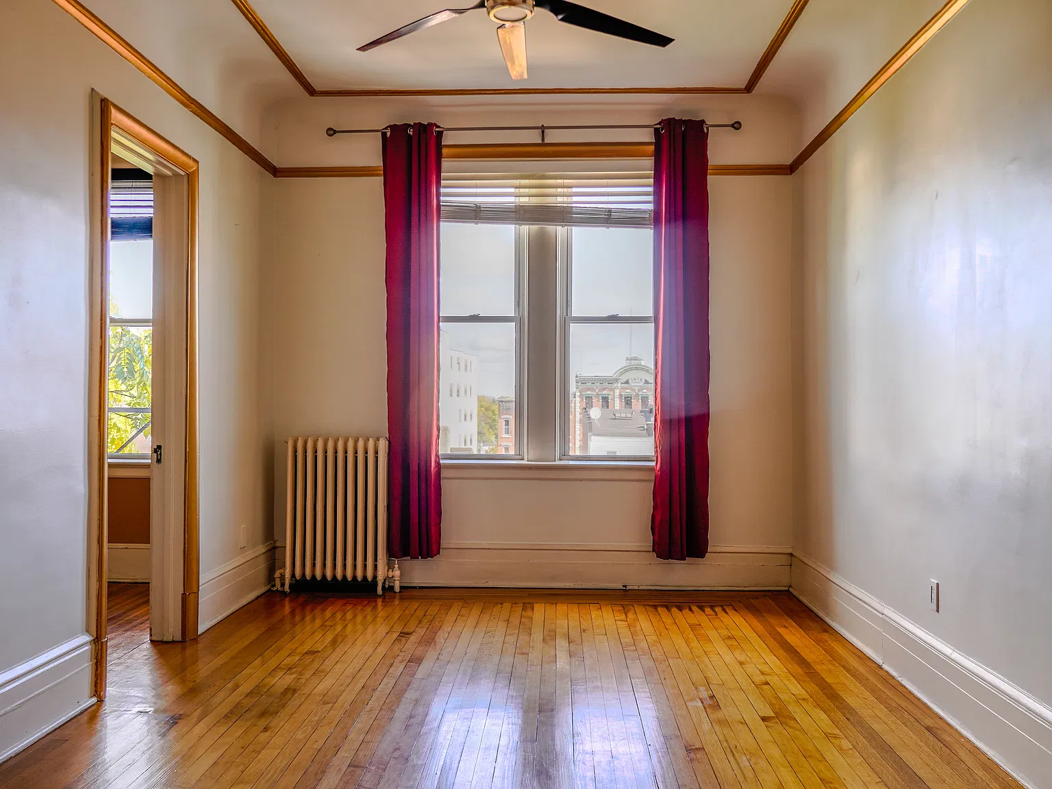 2 bed, 973 sqft, $2,400 — Photo 4