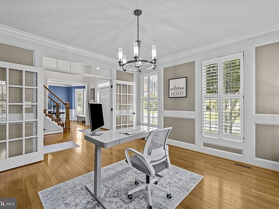5th image of 6005 Hortons Mill Ct