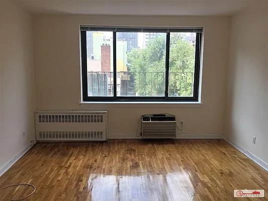 Rented by Cayenne Realty Group | media 7