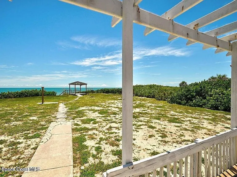 8517 S Highway A1A — Photo 17