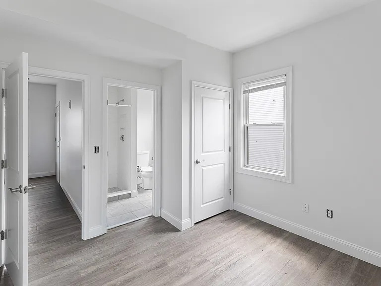 14 Trenton St #STREET2 — Photo 9