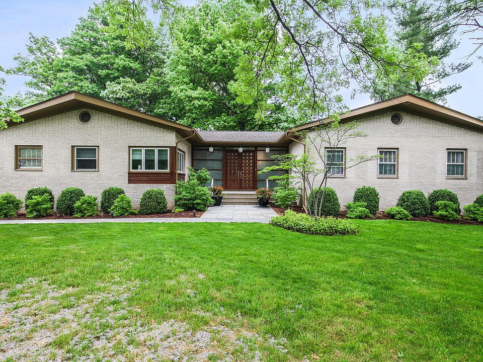 1st image of 178 Crestwood Dr