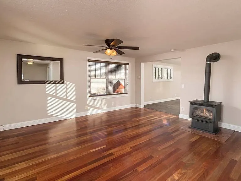 358 NW Georgia Ave — Photo 3
