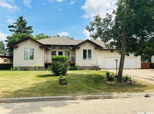 214 3rd St NE, Watson, SK S0K4V0