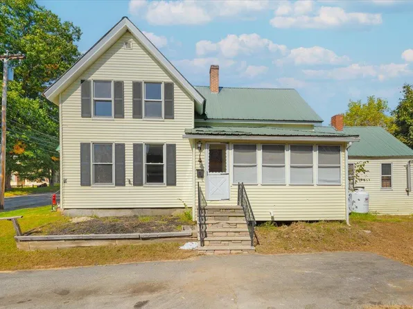 15 Pleasant Street, Livermore Falls, ME 04254