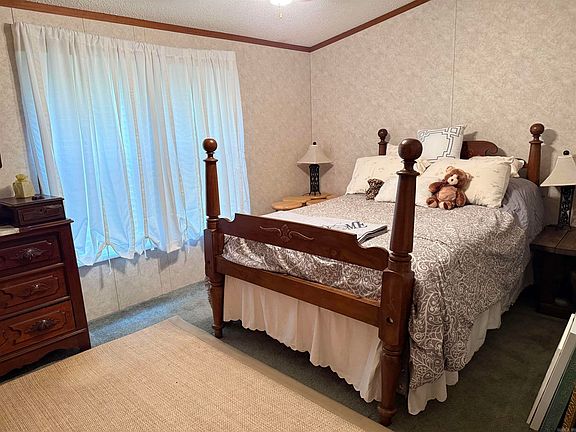 5th image of 2174 Cove Creek Rd