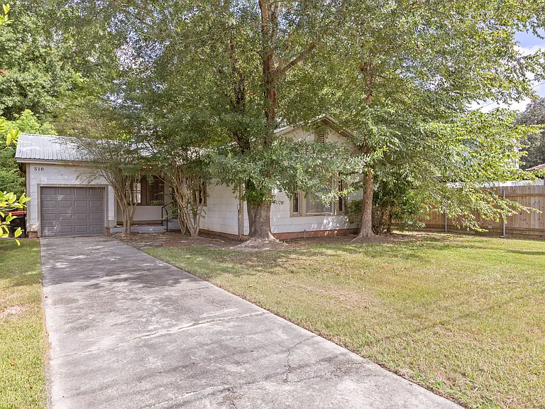 510 Wilson St — Photo 2