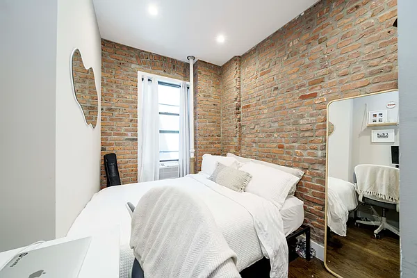 Rented by Douglas Elliman | media 10