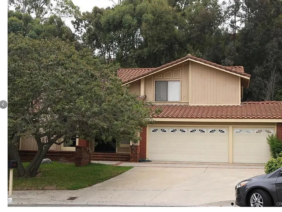 2300 Remora Dr