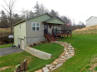 20 Danielbrooke Dr, Asheville, NC 28806
