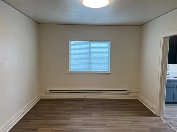1237 Commerce Ave, Longview, WA