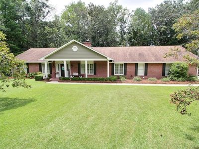 203 Robin Hood Rd, Thomasville, GA, 31792