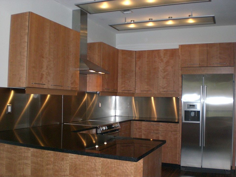 1st image of 4912 Meadowcreek Dr