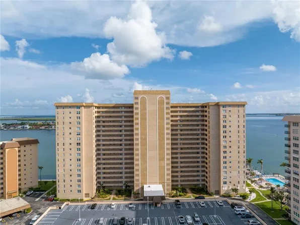 5200 Brittany Dr S APT 801, Saint Petersburg, FL 33715