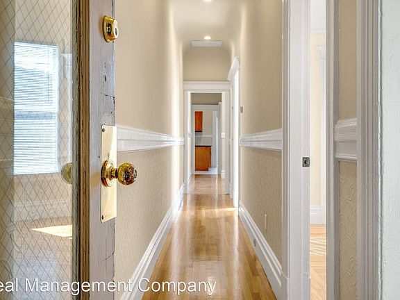 5th image of 4071A 24th St #4071B