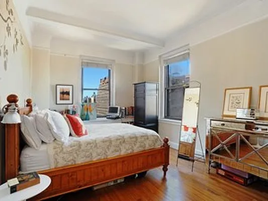 Sold by Corcoran | media 16