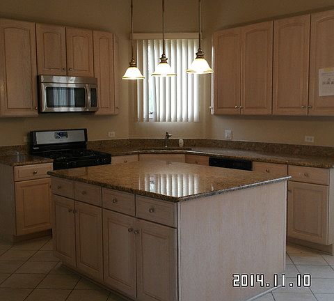 3rd image of 13110 Hidden Valley Dr