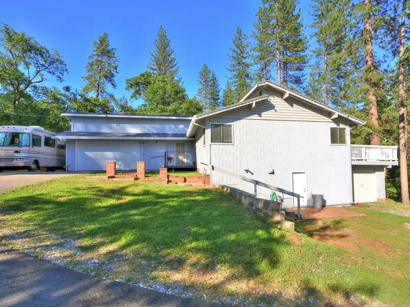 5421 Shooting Star Rd, Pollock Pines, CA 95726