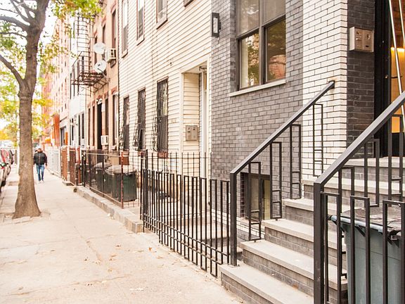 5th image of 1426 Dekalb Ave #3F