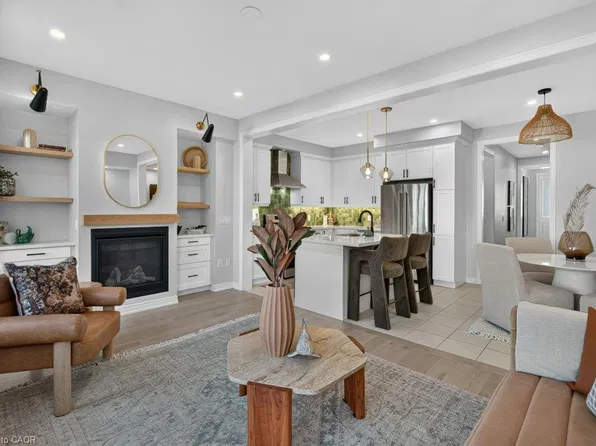 347 Raymond Rd, Hamilton, ON L9K 0J8
