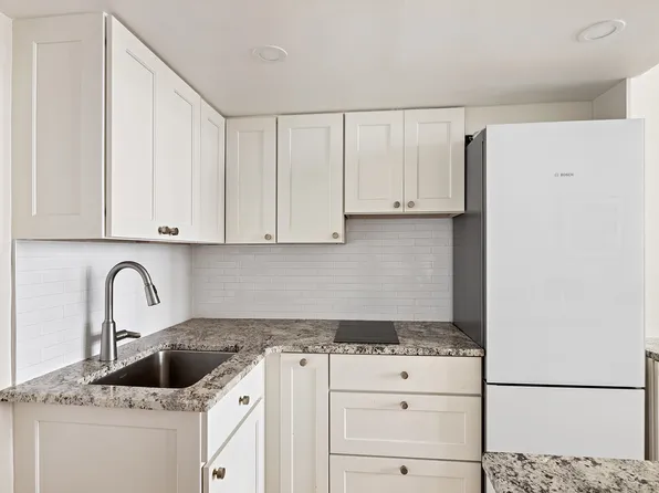 140 West 69th Street image 2 of 8