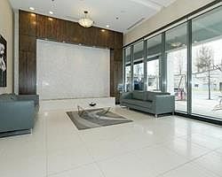 4th image of 25 Lower Simcoe St #1703