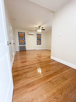 Rented by Select Real Estate | media 2