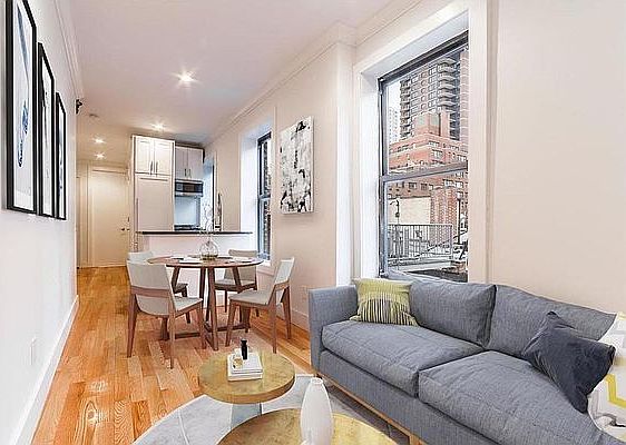 1st image of 335 E 65th St APT 3