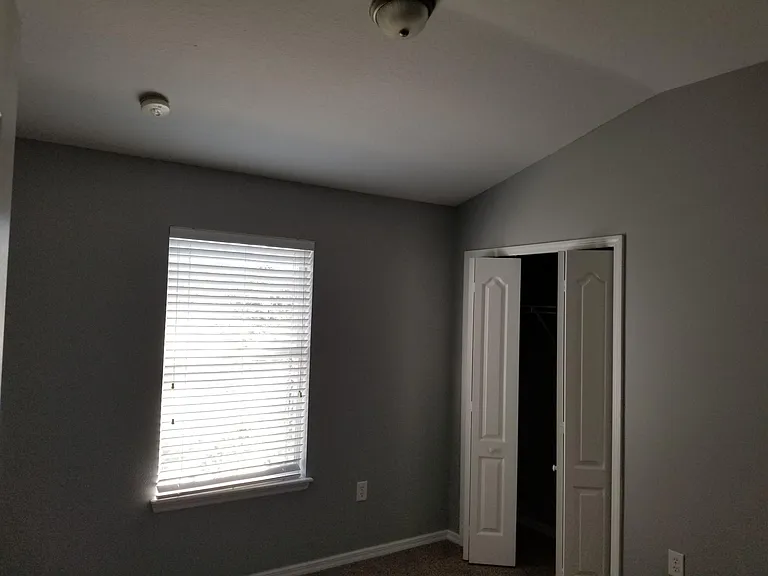 1999 Estancia Cir — Photo 10