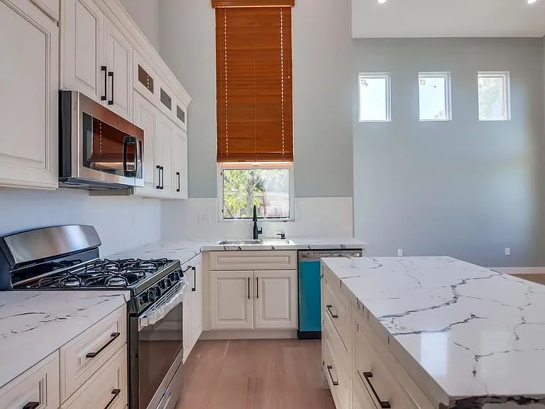 3336 Altadena Ave — Photo 16