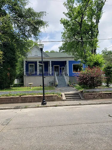 1057 Elm St Photo 1