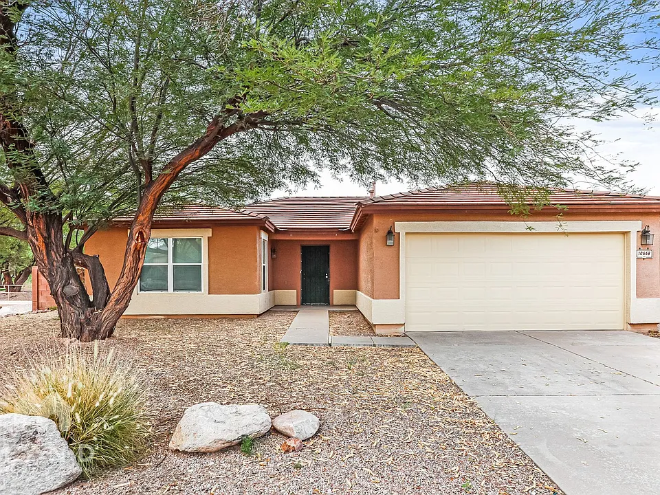 10668 S Silverbluff Dr
