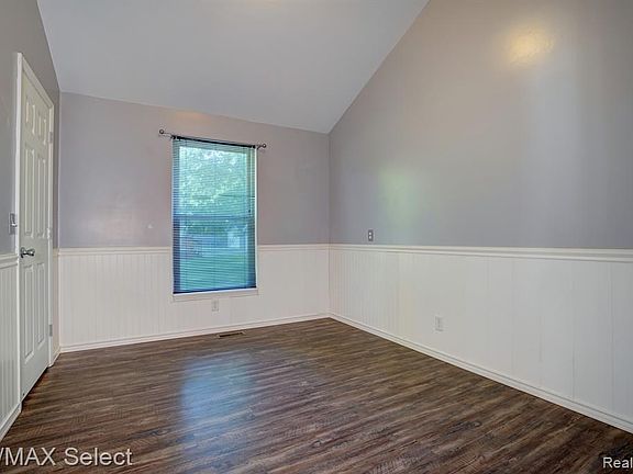 3rd image of 11603 Read Ave
